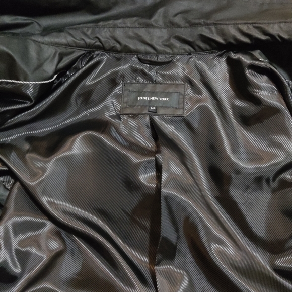 Jones New York black trench coat - Picture 7 of 7